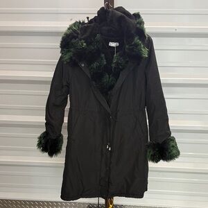 Green Faux Fur Trimmed Black Coat